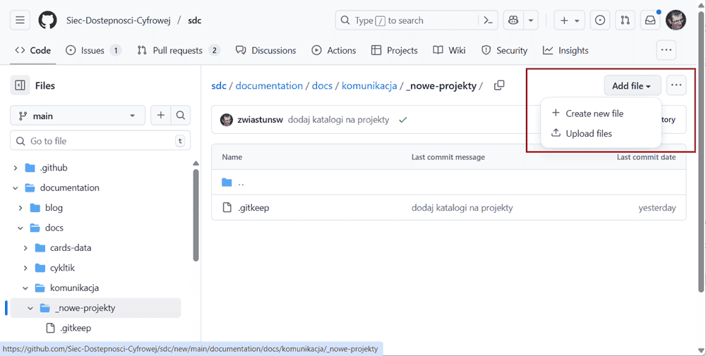 Rozwinięta lista opcji Dodaj plik